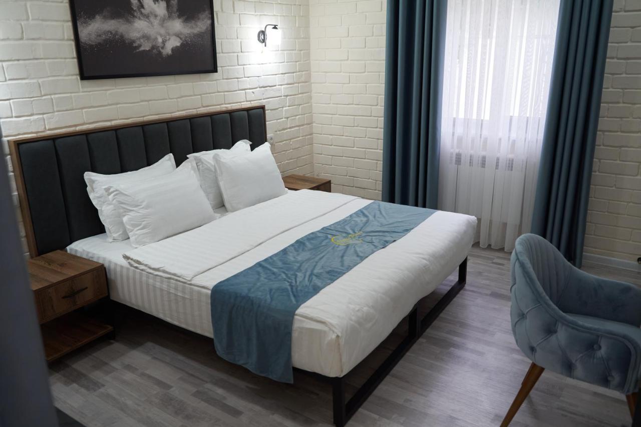 Vatan Plaza Hotell Tasjkent Exteriör bild